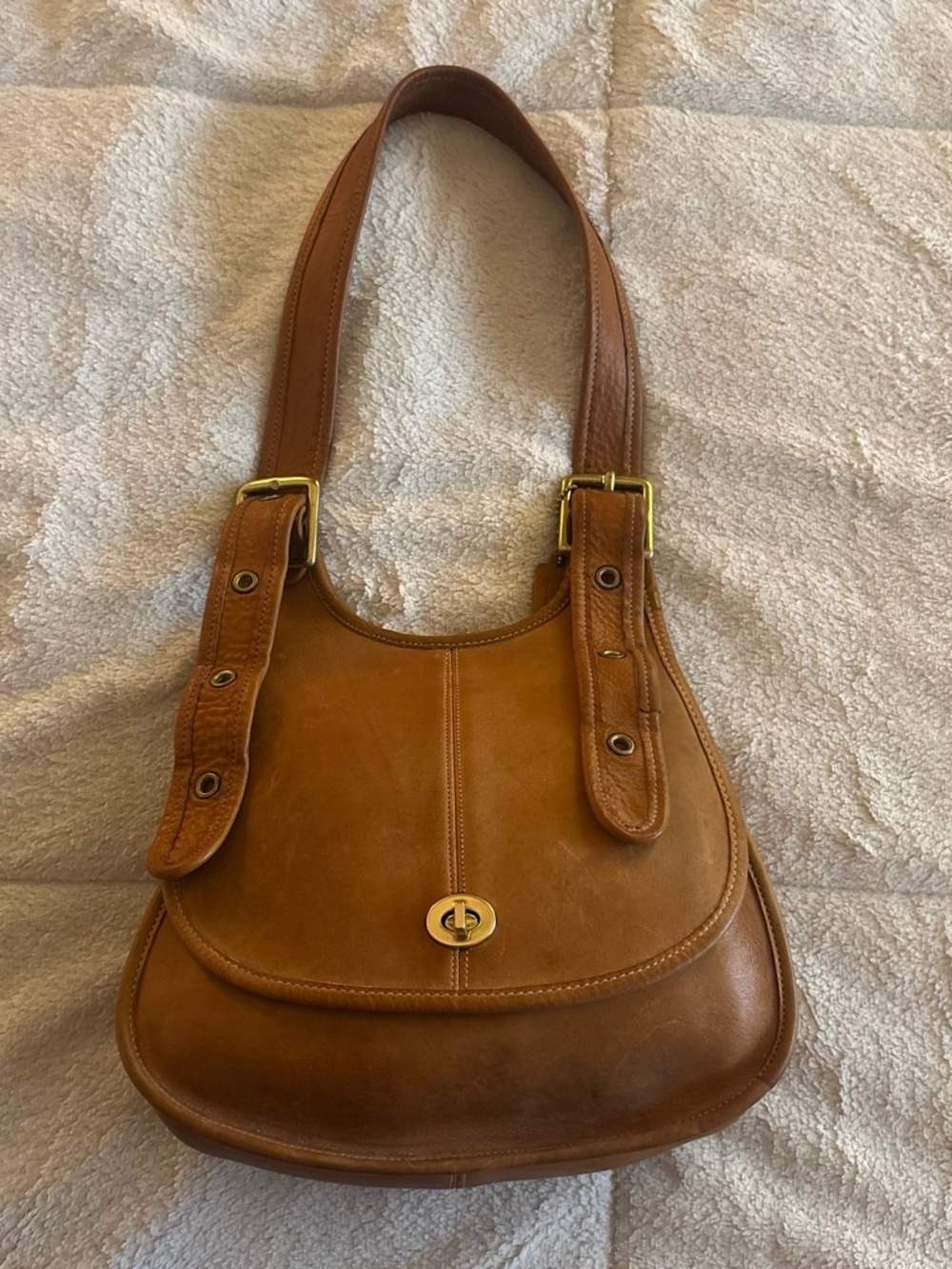 Bonnie Cashin Era Vintage
Coach Crescent Saddle Bag in Timeless Tan Leather